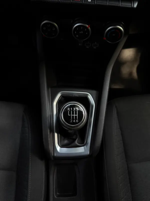 Renault Clio 1.0 TCe Intens Bi-Fuel 28