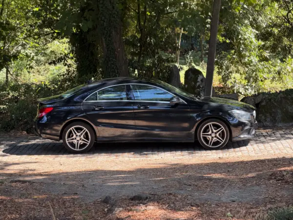 Mercedes-Benz CLA 200 CDI AMG Line 44