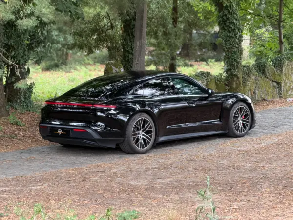 Porsche Taycan 4S Bateria Performance Plus 7