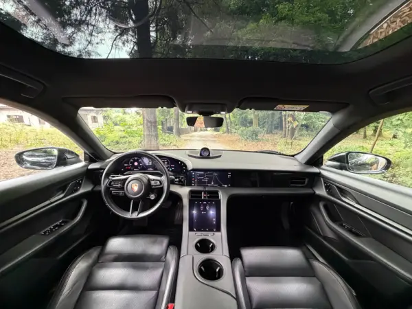 Porsche Taycan 4S Bateria Performance Plus 21