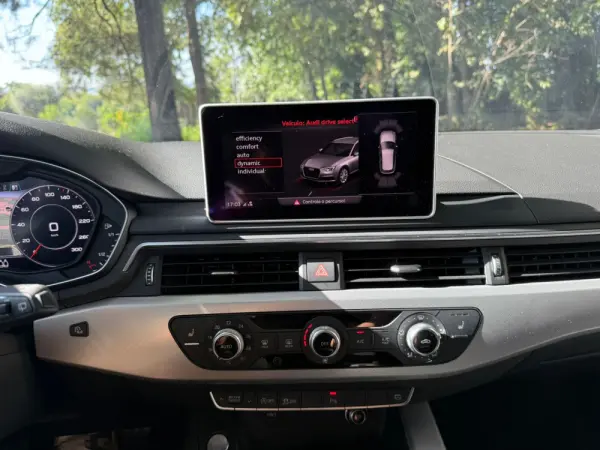 Audi A4 Avant 2.0 TDI Multitronic S-line 23