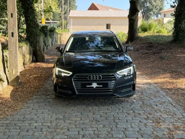 Audi A4 Avant 2.0 TDI Multitronic S-line 37