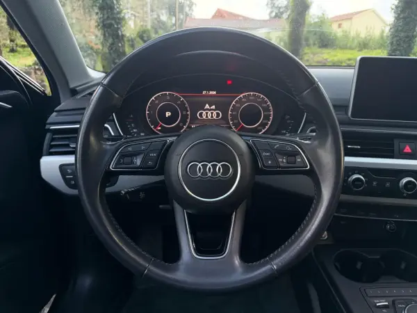 Audi A4 Avant 2.0 TDI Multitronic S-line 42