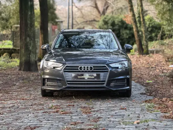 Audi A4 Avant 2.0 TDI Multitronic S-line 44
