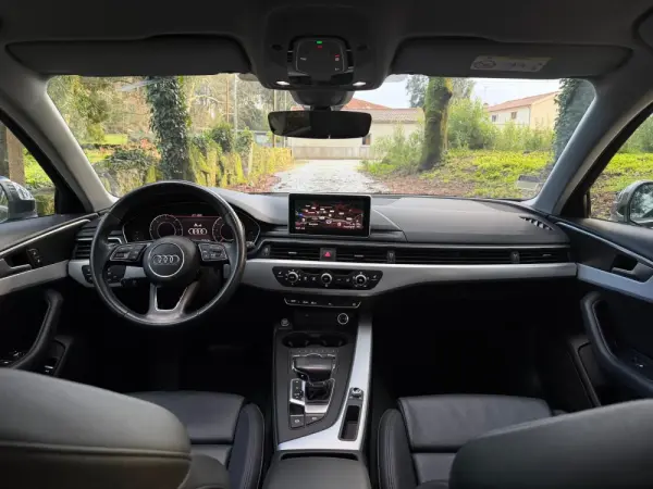 Audi A4 Avant 2.0 TDI Multitronic S-line 48