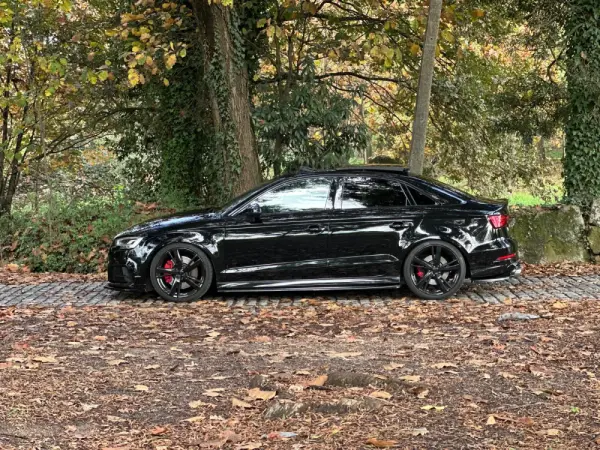 Audi S3 Limousine TFSI quattro S tronic 2