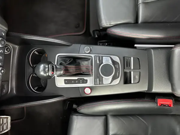 Audi S3 Limousine TFSI quattro S tronic 19