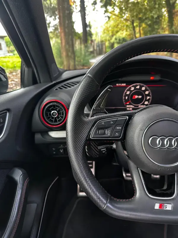 Audi S3 Limousine TFSI quattro S tronic 37