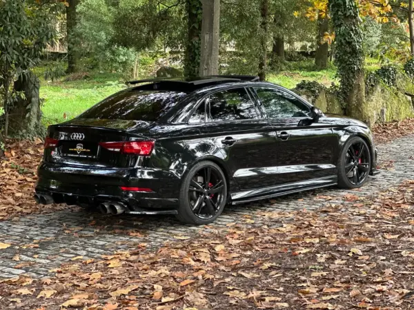 Audi S3 Limousine TFSI quattro S tronic 45