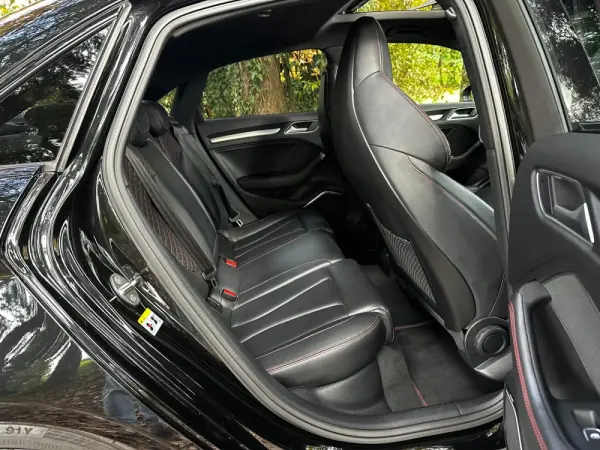 Audi S3 Limousine TFSI quattro S tronic 46