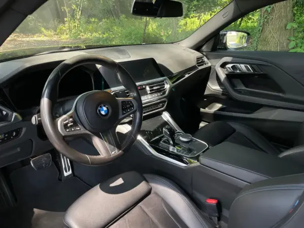 BMW 220 i Coupe Aut. M Sport 10