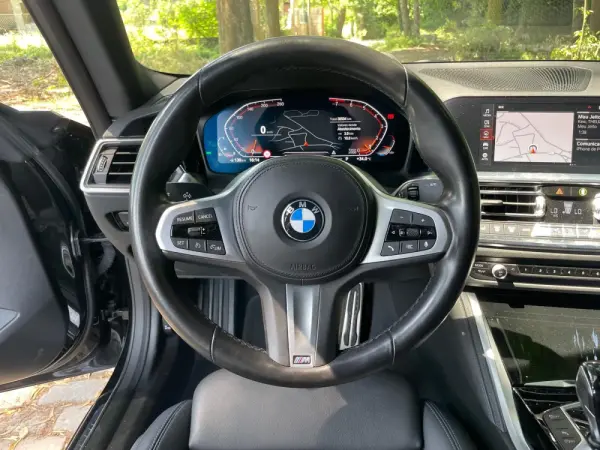 BMW 220 i Coupe Aut. M Sport 12