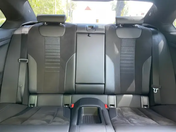 BMW 220 i Coupe Aut. M Sport 33