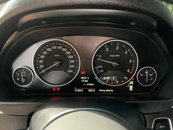 BMW 320 d Touring xDrive Pack M Auto 22