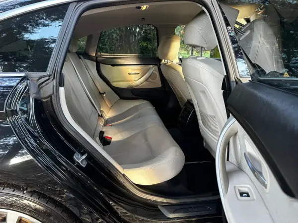 BMW 418 Gran Coupé d Pack M 11