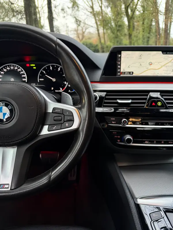 BMW 520 d Pack M Auto 22