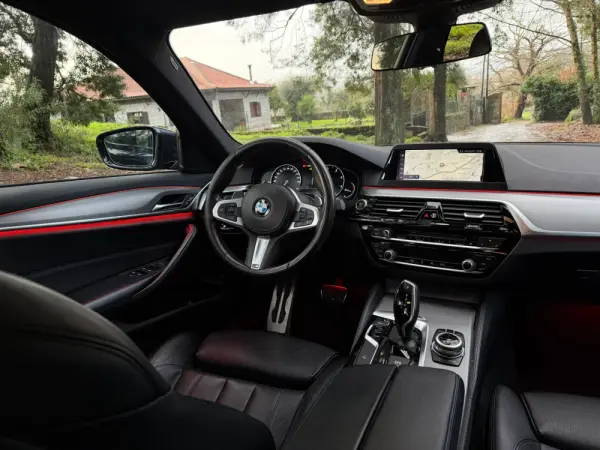 BMW 520 d Pack M Auto 23