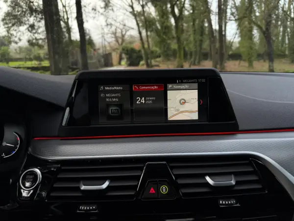 BMW 520 d Pack M Auto 37