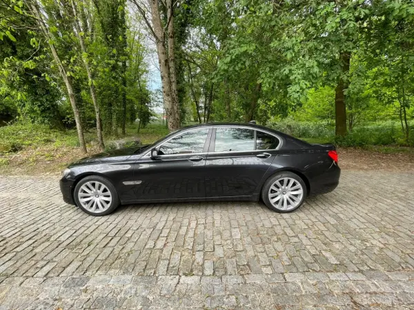 BMW 740 d 4