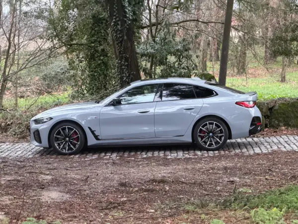 BMW i4 M50 Pack Desportivo M Pro 8