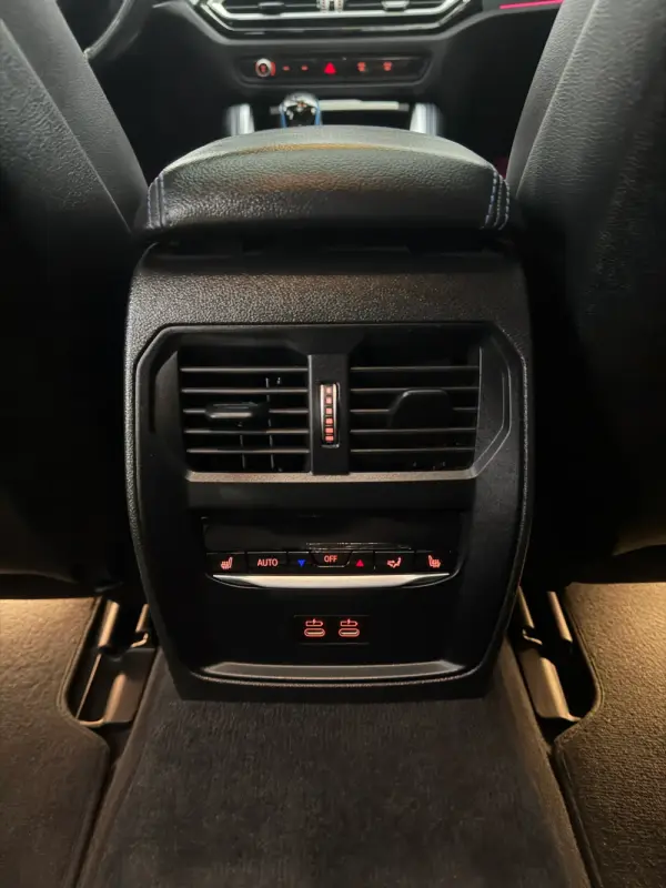 BMW i4 M50 Pack Desportivo M Pro 29