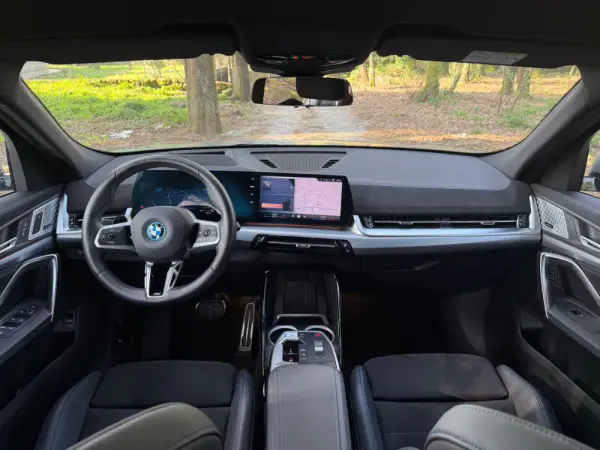 BMW iX2 xDrive30 Pack Desportivo M Pro 31