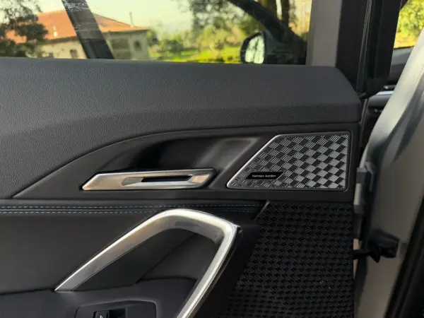 BMW iX2 xDrive30 Pack Desportivo M Pro 37