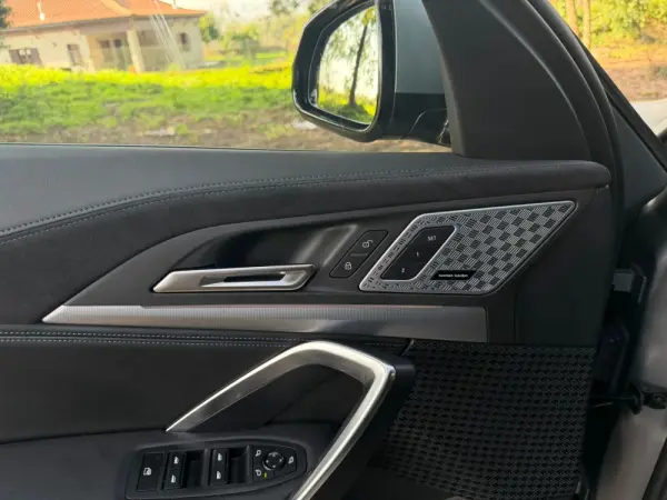 BMW iX2 xDrive30 Pack Desportivo M Pro 38