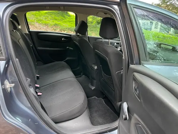 Citroen C4 1.6 HDi 110 Exclusive 10