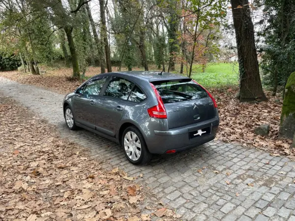 Citroen C4 1.6 HDi 110 Exclusive 14
