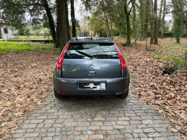 Citroen C4 1.6 HDi 110 Exclusive 15