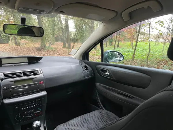 Citroen C4 1.6 HDi 110 Exclusive 19