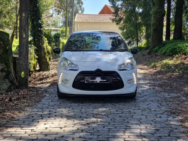 Citroen DS3 1.2 VTi So Chic 44