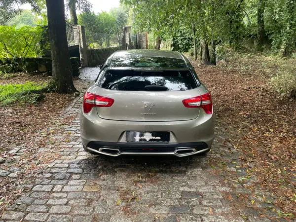 Citroen DS5 2.0 HDi Hy4 So Chic CMP6 102g 7