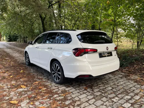 Fiat Tipo Station Wagon 1.6 M-Jet S-Design J18 DCT 5