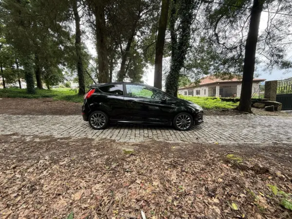 Ford Fiesta 1.0 T EcoBoost STLine 8