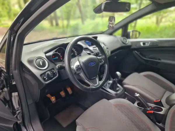 Ford Fiesta 1.0 T EcoBoost STLine 14