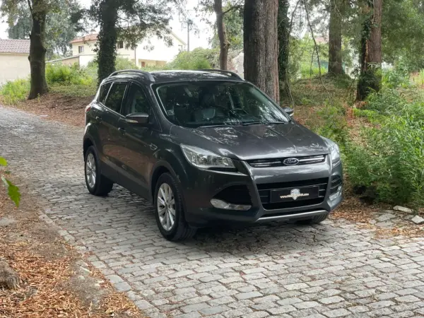 Ford Kuga 2.0 TDCi Titanium 23