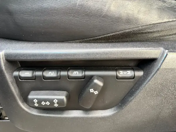 Land Rover Range Rover Sport 2.7 TDV6 HSE 18