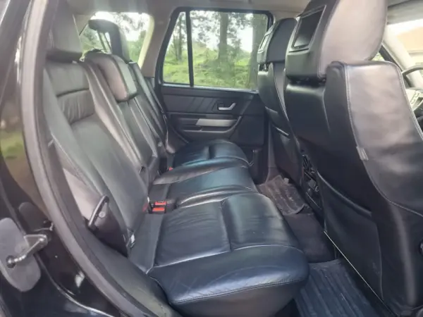 Land Rover Range Rover Sport 2.7 TDV6 HSE 33