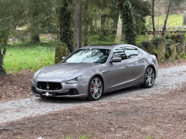 Maserati Ghibli 3.0 V6 GranLusso 3