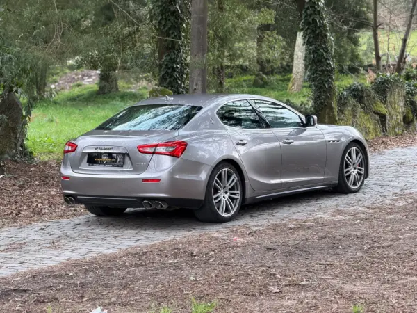Maserati Ghibli 3.0 V6 GranLusso 6