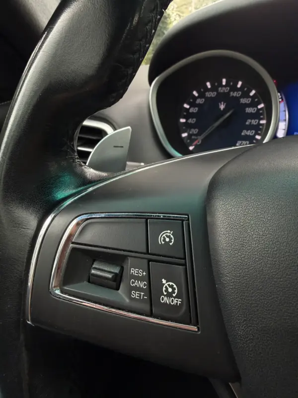 Maserati Ghibli 3.0 V6 GranLusso 16