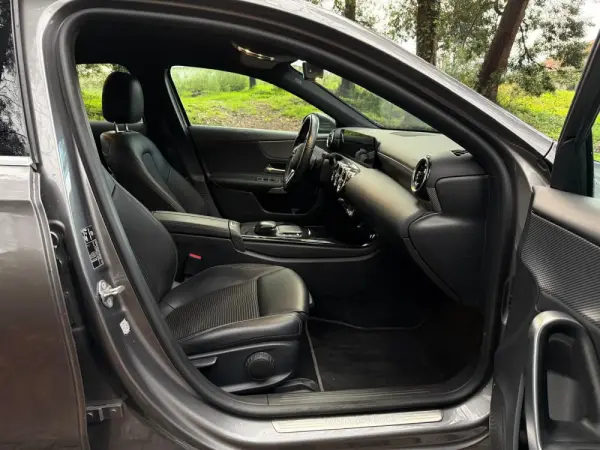 Mercedes-Benz A 180 Limousine d Business Solutions Aut. 30