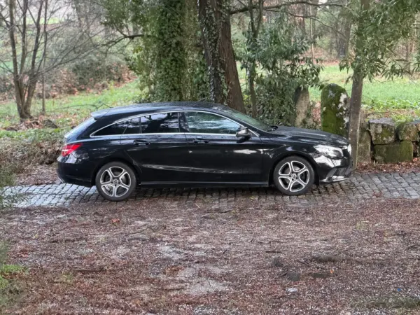 Mercedes-Benz CLA 180 d Shooting Brake Urban 7