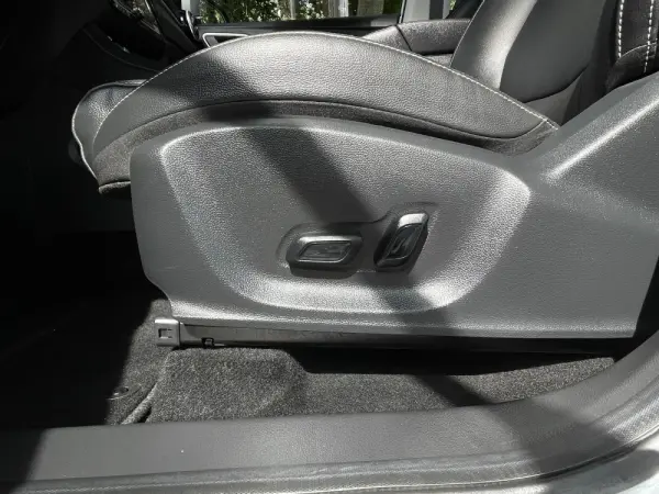 MG ZS Maximal Luxury 22