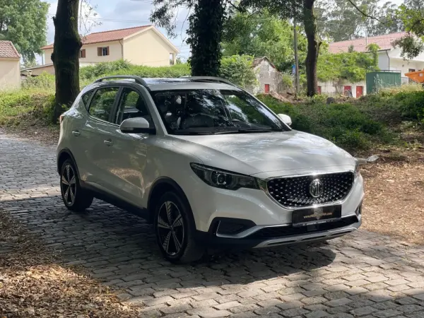MG ZS Maximal Luxury 27