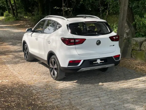 MG ZS Maximal Luxury 30