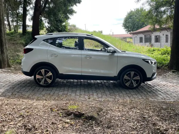 MG ZS Maximal Luxury 33