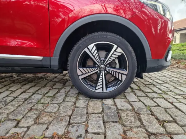 MG ZS Maximal Luxury 10
